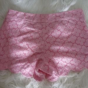 LILLY PULITZER THE BUTTERCUP SHORTS (EUC)